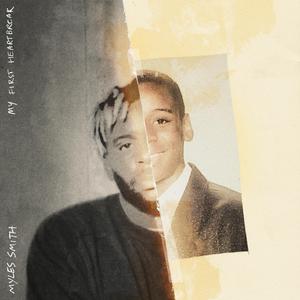 一边摸奶一边做爱视频
